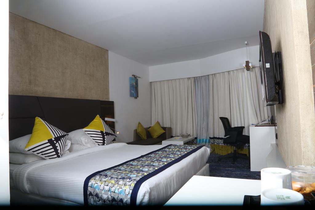 ซายาจี โฮเต็ล Hotel อินดอร์ ภายนอก รูปภาพ