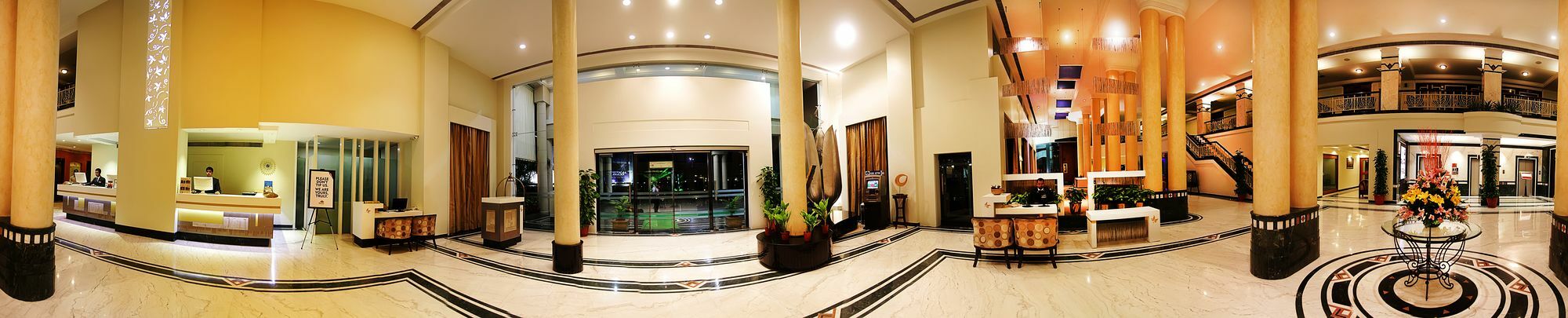 ซายาจี โฮเต็ล Hotel อินดอร์ ภายนอก รูปภาพ